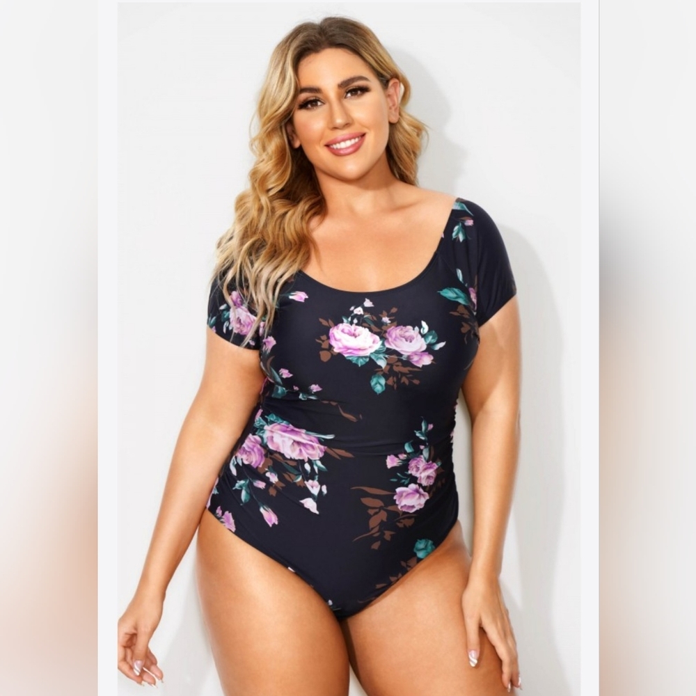Brand new, Meet.Curve floral womens bathing suit, size xl